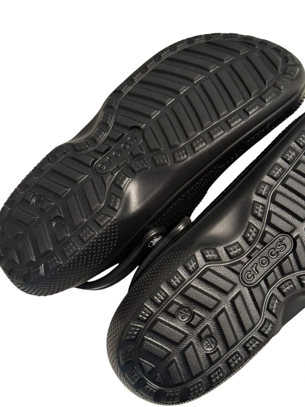 CROCS Classic Black Fuzzy Lined Clogs Unisex NWT Men’s 9/ Women’s 11